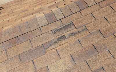 Are you ready for the rain? Take a look at your roof, any missing shingles or lifting? CALL US NOW or DM ‘ROOF’ for a free inspection